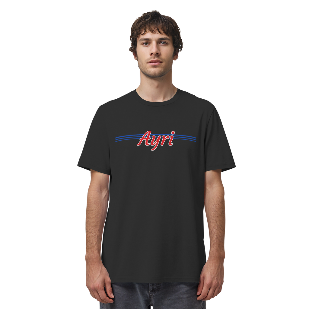 Mann trägt AYRI AYRAN Meme Shirt in Schwarz, Vorderansicht