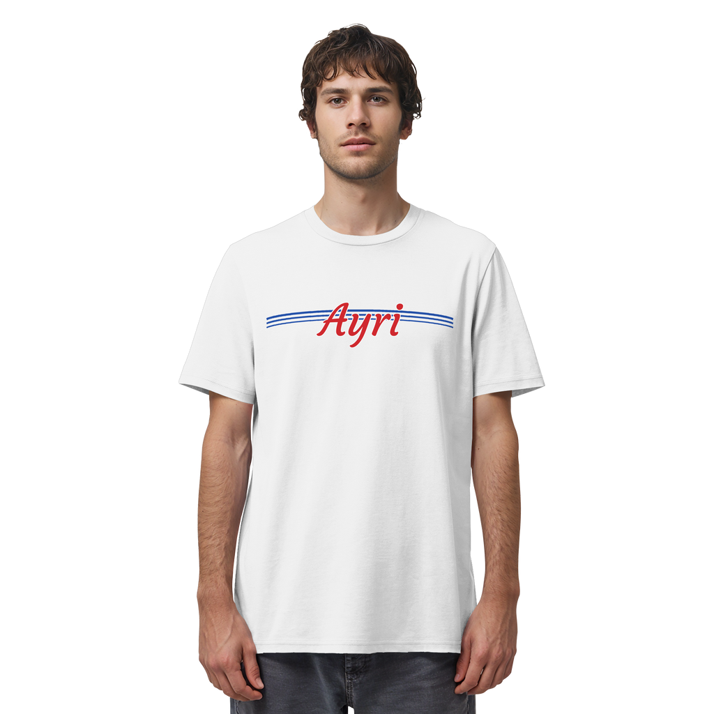 Mann trägt AYRI AYRAN Meme Shirt in Weiß, Vorderansicht